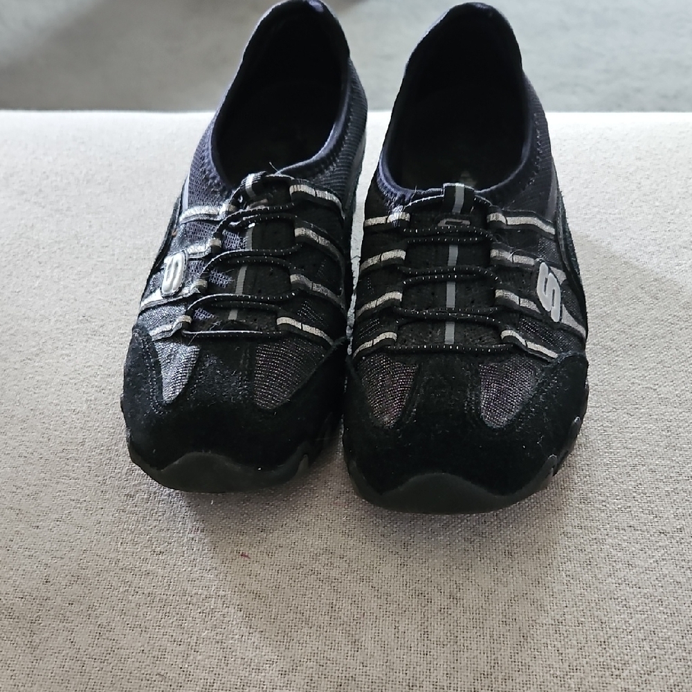 Skechers Black Slip-On Lace-Style Casual Sneakers